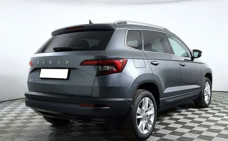 Skoda karoq мкпп 2022 с пробегом 97 км