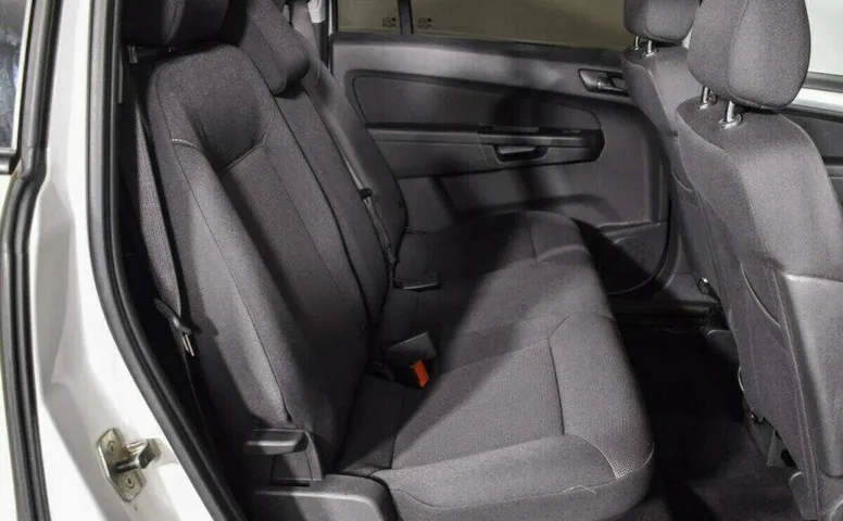 Opel Zafira 1.8 Робот