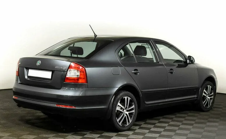 Skoda Octavia 1.6 Автомат