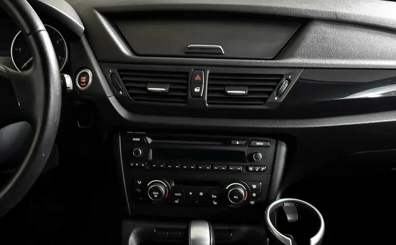 BMW X1 I (E84)