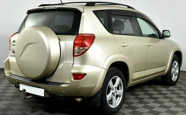 Toyota RAV4 2.4 Автомат