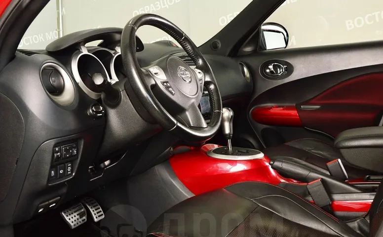 Nissan Juke, 1 поколение