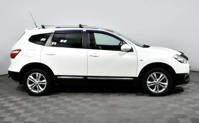 Nissan Qashqai+2
