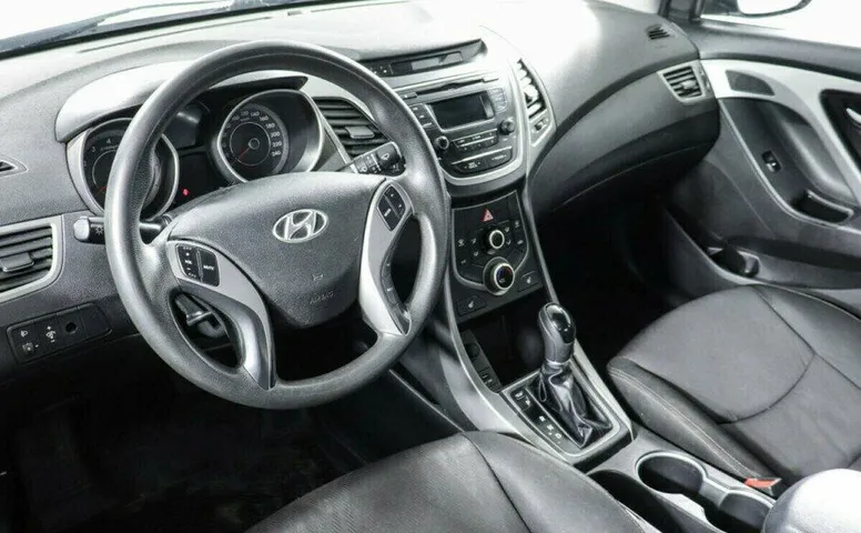 Hyundai Elantra 1.6 Автомат