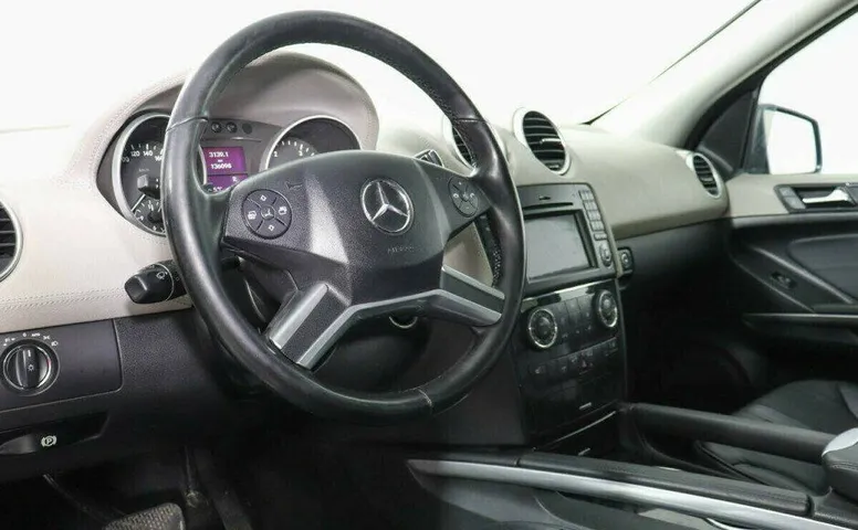 Mercedes-Benz M-Класс 3.0 Автомат
