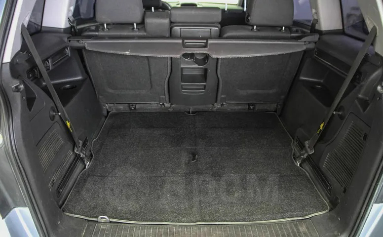 Opel Zafira, 2 поколение