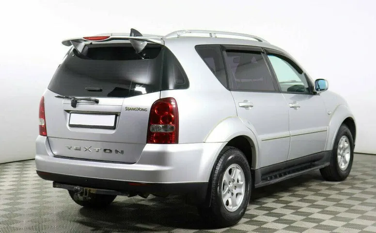 SsangYong Rexton 2.7 Автомат