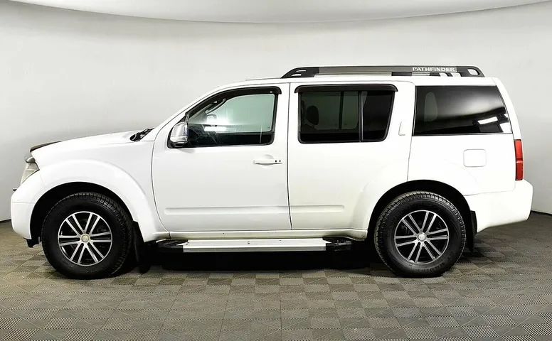 Nissan Pathfinder III