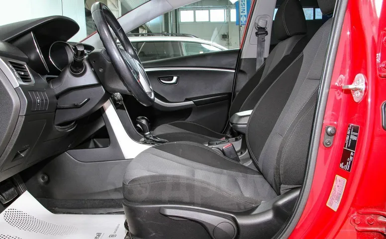 Hyundai i30, 2 поколение