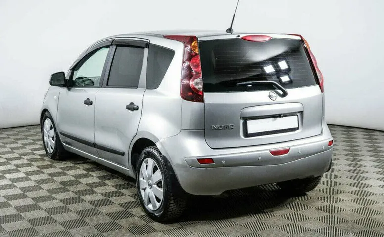 Nissan Note 1.6 Автомат