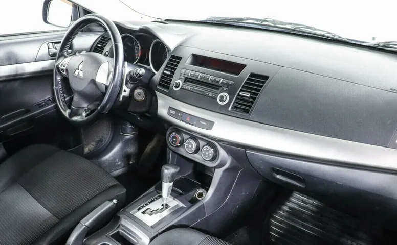 Mitsubishi Lancer X
