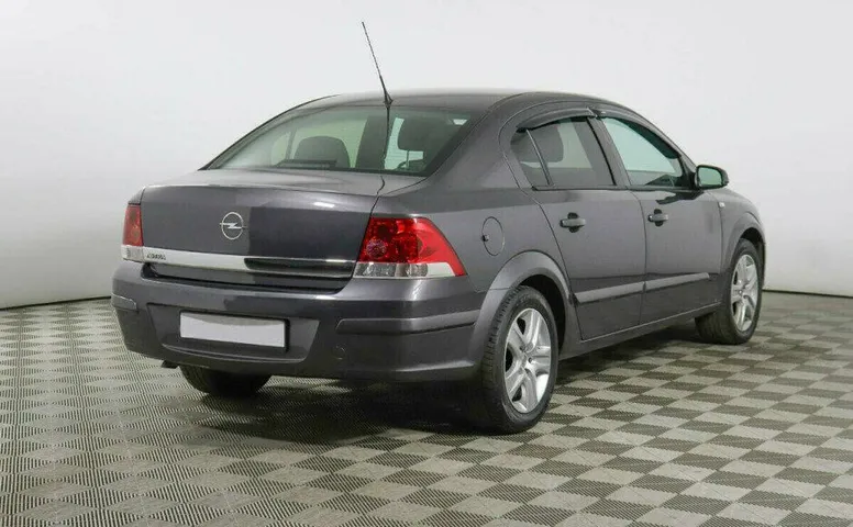 Opel Astra 1.6 Робот