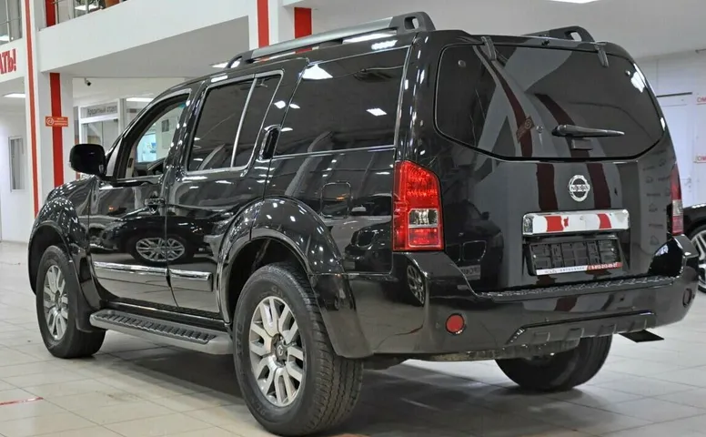 Nissan Pathfinder III Рестайлинг