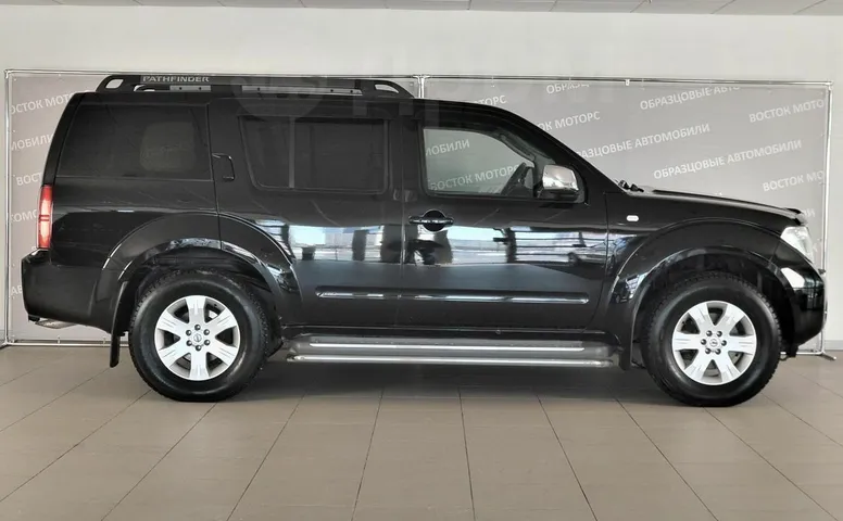 Nissan Pathfinder, 3 поколение