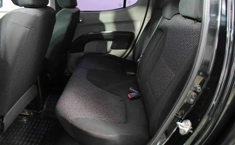 Mitsubishi l200 iv