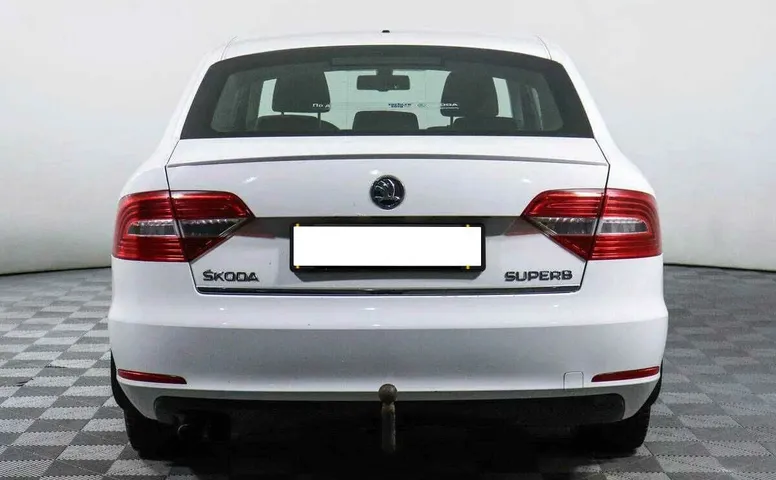 Skoda superb робот 2014 с пробегом 0 км