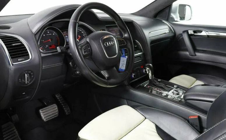 Audi Q7 5.9 Автомат