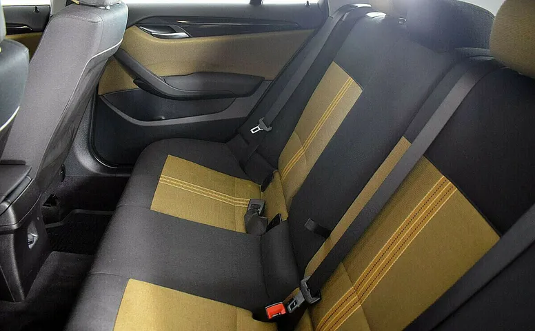 BMW X1 I (E84)
