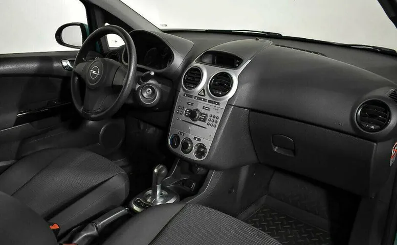 Opel Corsa 1.2 Робот