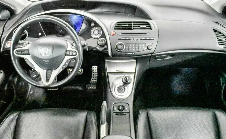 Honda Civic 1.8 Робот