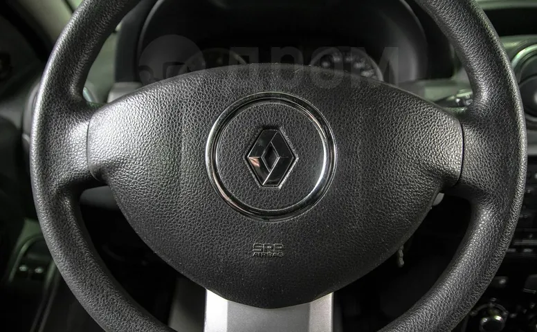 Renault Duster, 1 поколение
