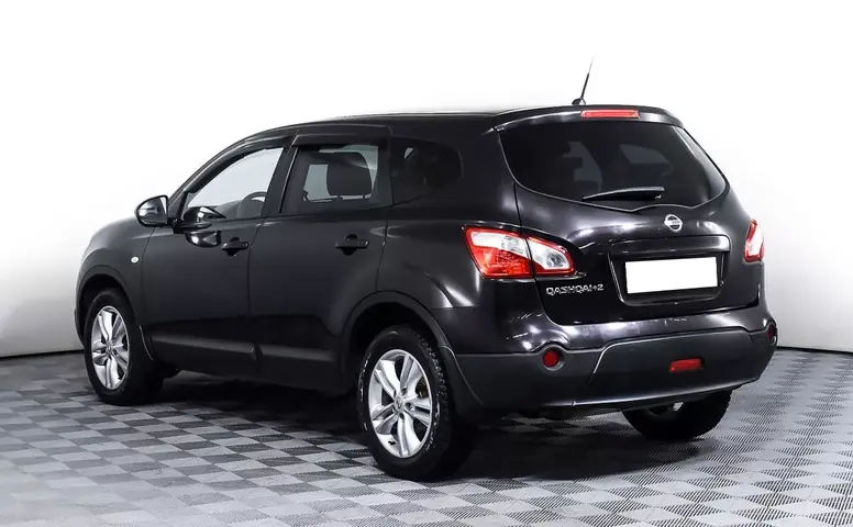 Nissan Qashqai+2