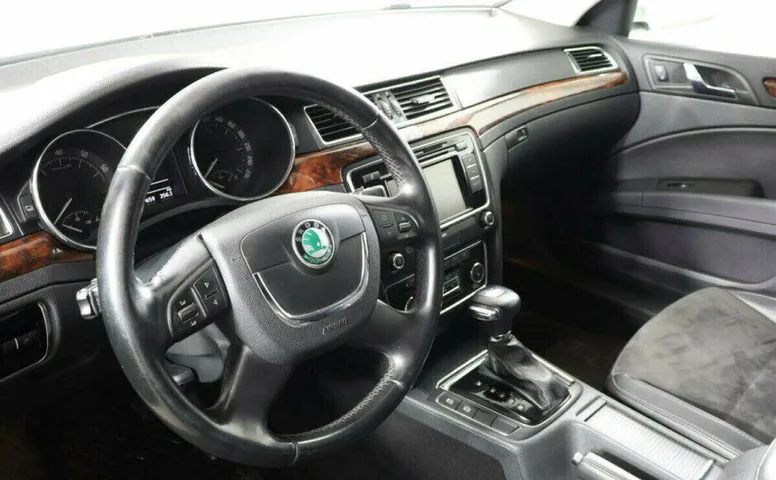 Skoda Superb 1.8 Автомат