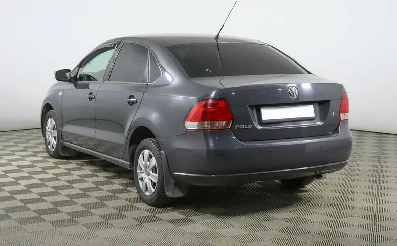 Volkswagen Polo V