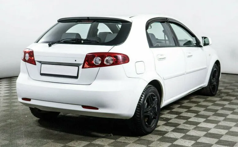 Chevrolet Lacetti 1.6 Автомат