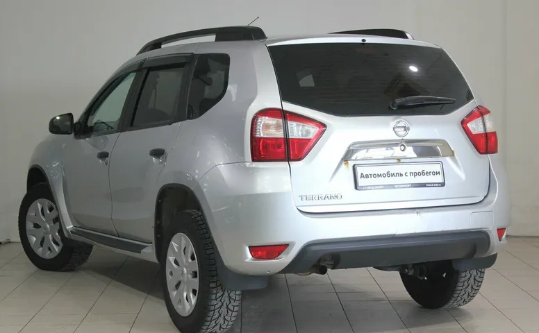 Nissan Terrano III (D10)