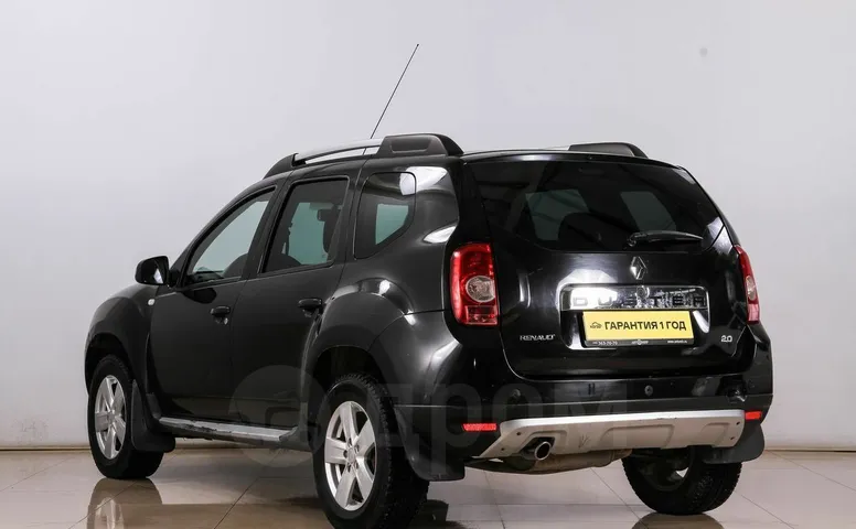 Renault Duster, 1 поколение