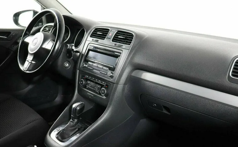 Volkswagen Golf 1.4 Робот