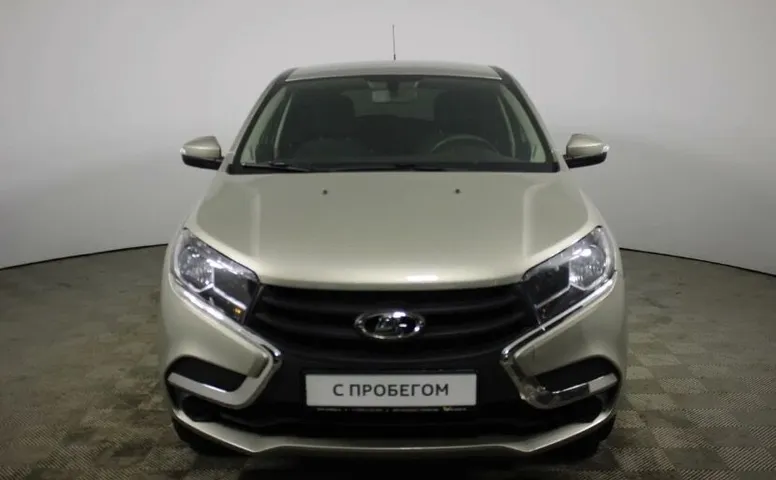 LADA XRAY