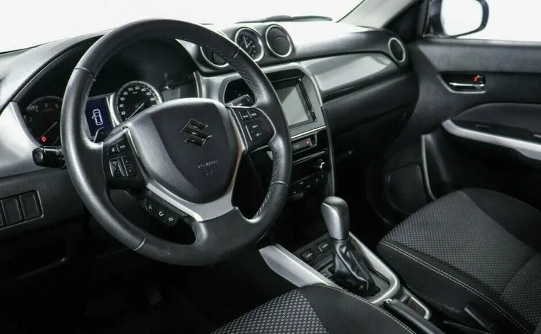 Suzuki Vitara 1.6 Автомат