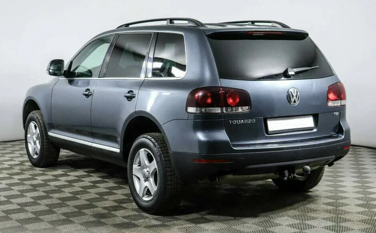 Volkswagen Touareg 2.5 Автомат