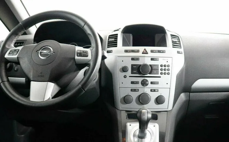 Opel Zafira 1.8 Робот