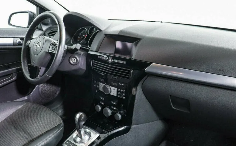 Opel Astra 1.6 Робот