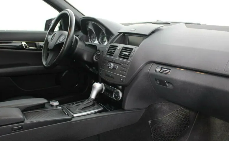 Mercedes-Benz C-Класс III (W204)