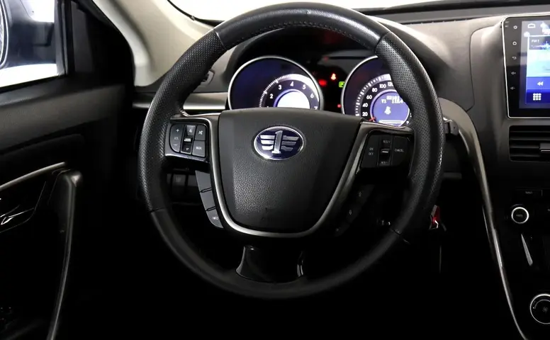 FAW Besturn X80