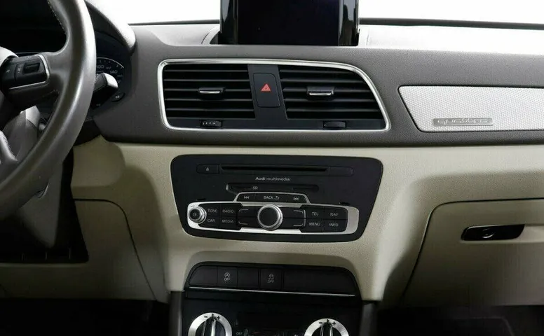 Audi Q3 2.0 Робот