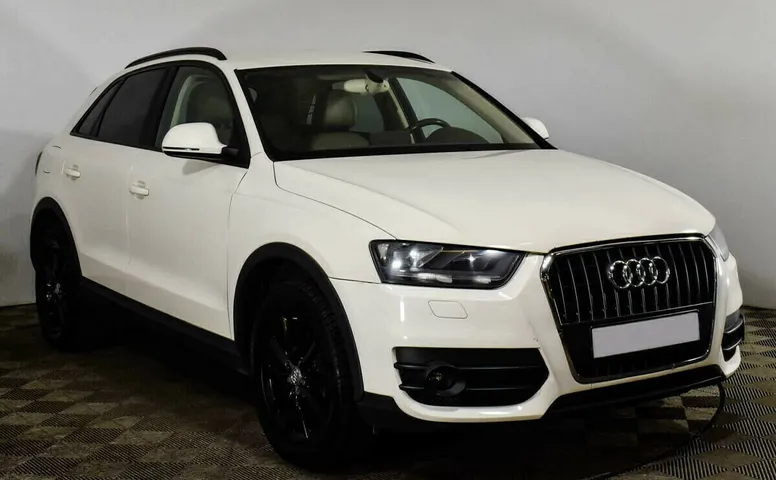 Audi Q3 I (8U)