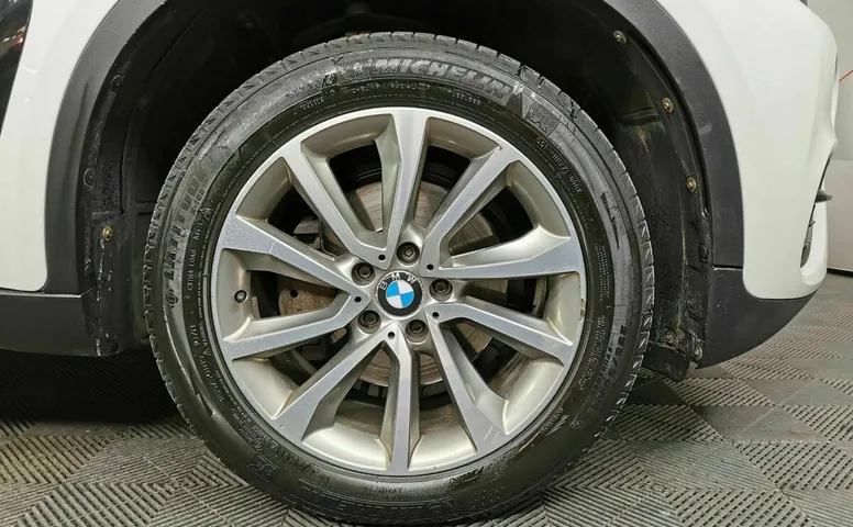 BMW X6 xDrive30d Steptroniс (249 л.с.) Base (Локальная сборка) Белый