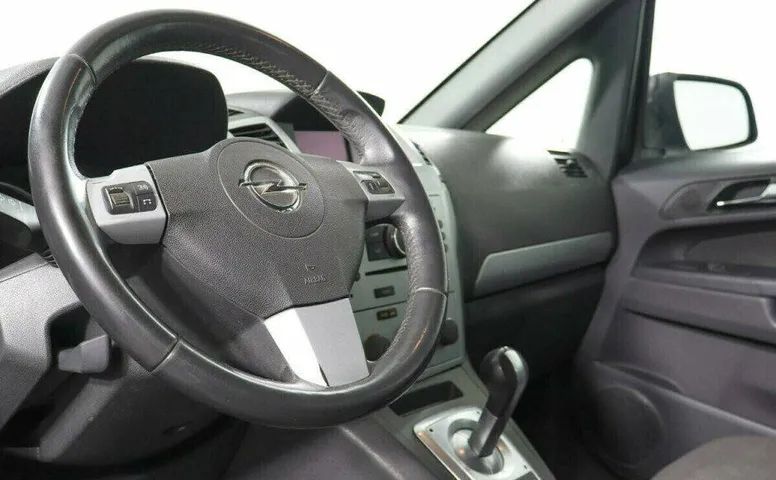 Opel Zafira 1.8 Робот