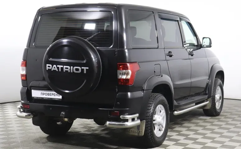 УАЗ Patriot