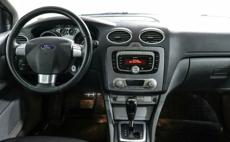 Ford Focus 1.6 Автомат