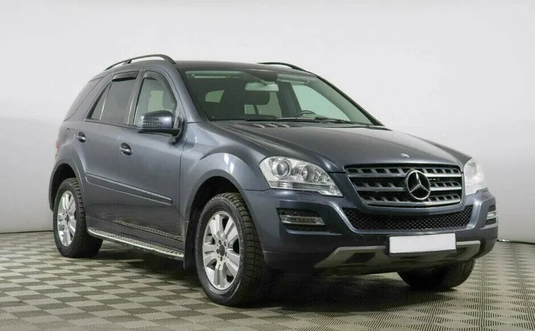 Mercedes-Benz M-Класс 3.0 Автомат