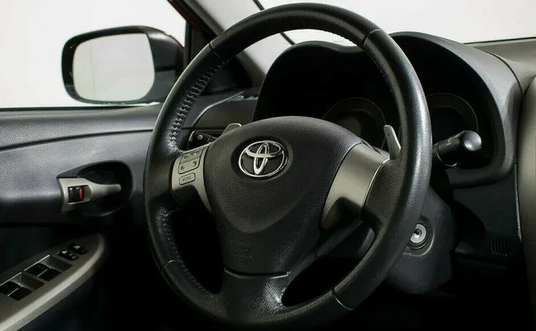 Toyota Corolla 1.6 Робот