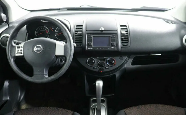 Nissan Note 1.6 Автомат
