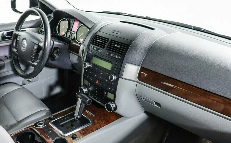 Volkswagen Touareg 2.5 Автомат