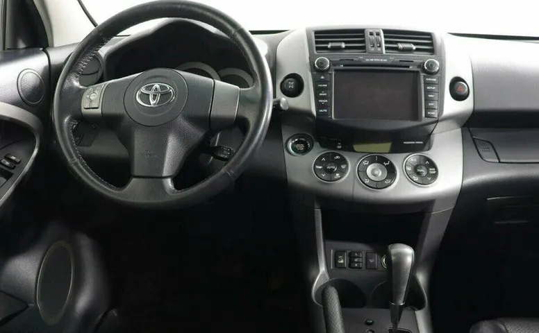 Toyota RAV4 2.0 Автомат